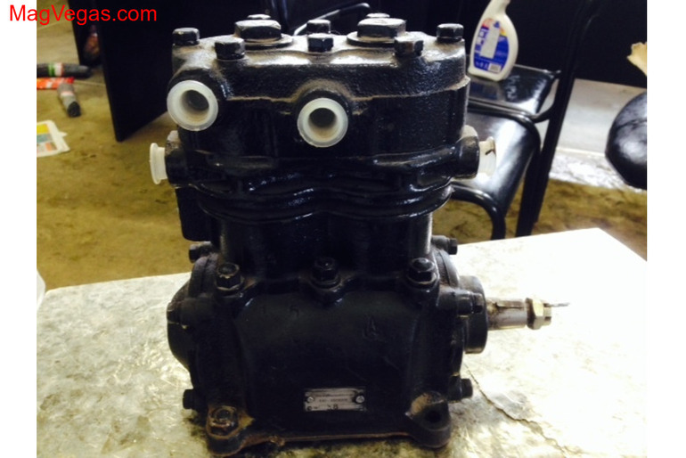 Компрессор 2-х цилиндровый ЗИЛ/МАЗ без шкива БЗА