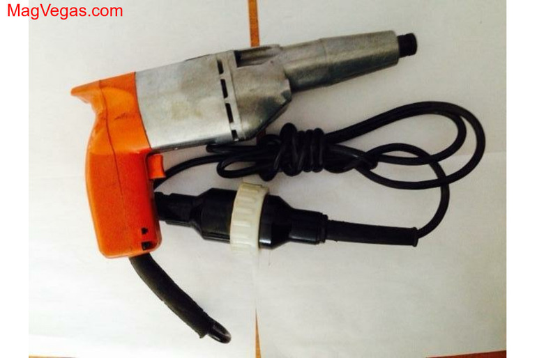 Вибратор площадочный. Шлифмашина электрическая. Гайковерт электрический