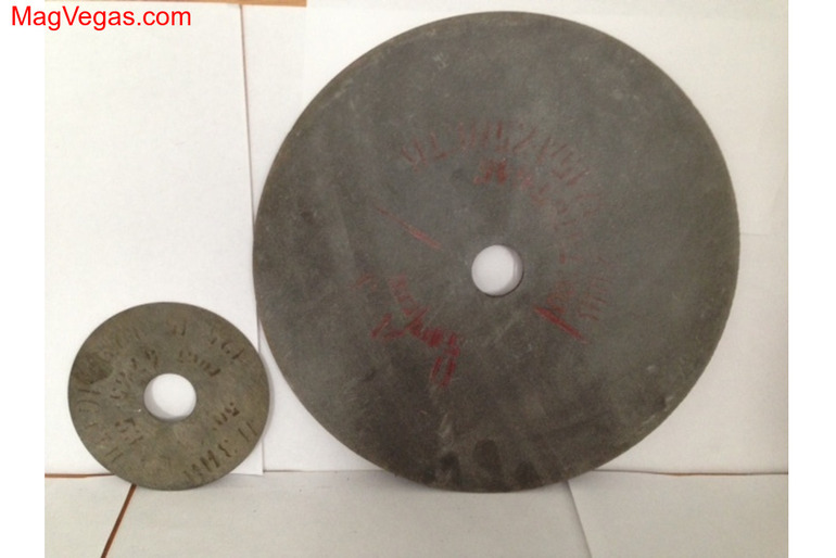 Круги отрезные вулканитовые